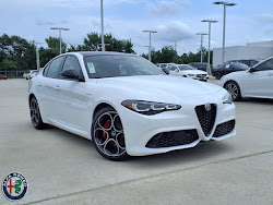 2025 Alfa Romeo Giulia Veloce