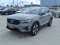 2024 Volvo XC40 Ultimate Dark Theme