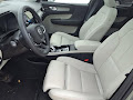 2024 Volvo XC40 Ultimate Dark Theme