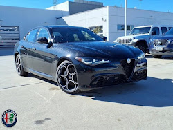 2025 Alfa Romeo Giulia Base