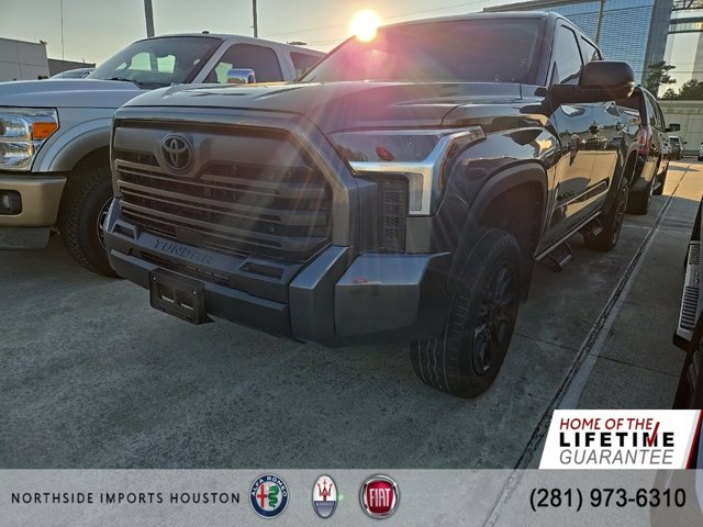 2024 Toyota Tundra 4WD SR5